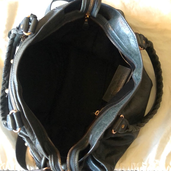 Balenciaga Agneau Classic Hardware Medium City bag - Picture 7 of 11